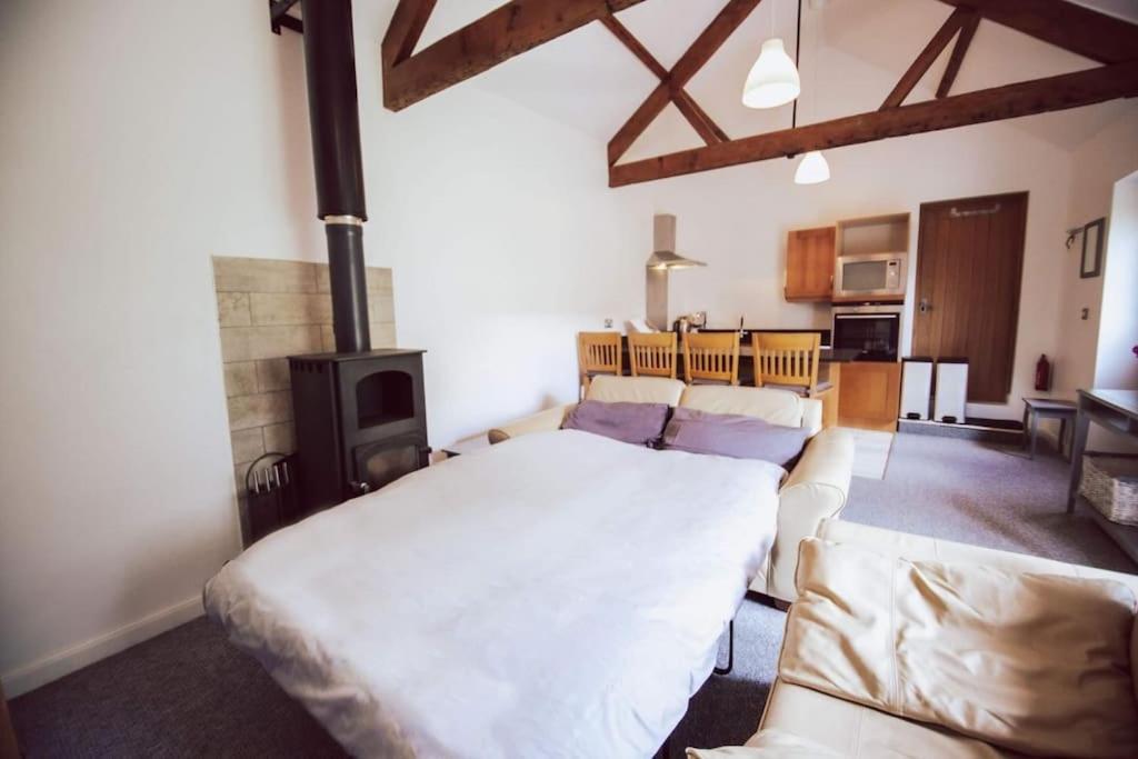 Cosy Cottage On Banks Of River Wye Foy エクステリア 写真
