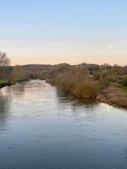 Cosy Cottage On Banks Of River Wye Foy エクステリア 写真
