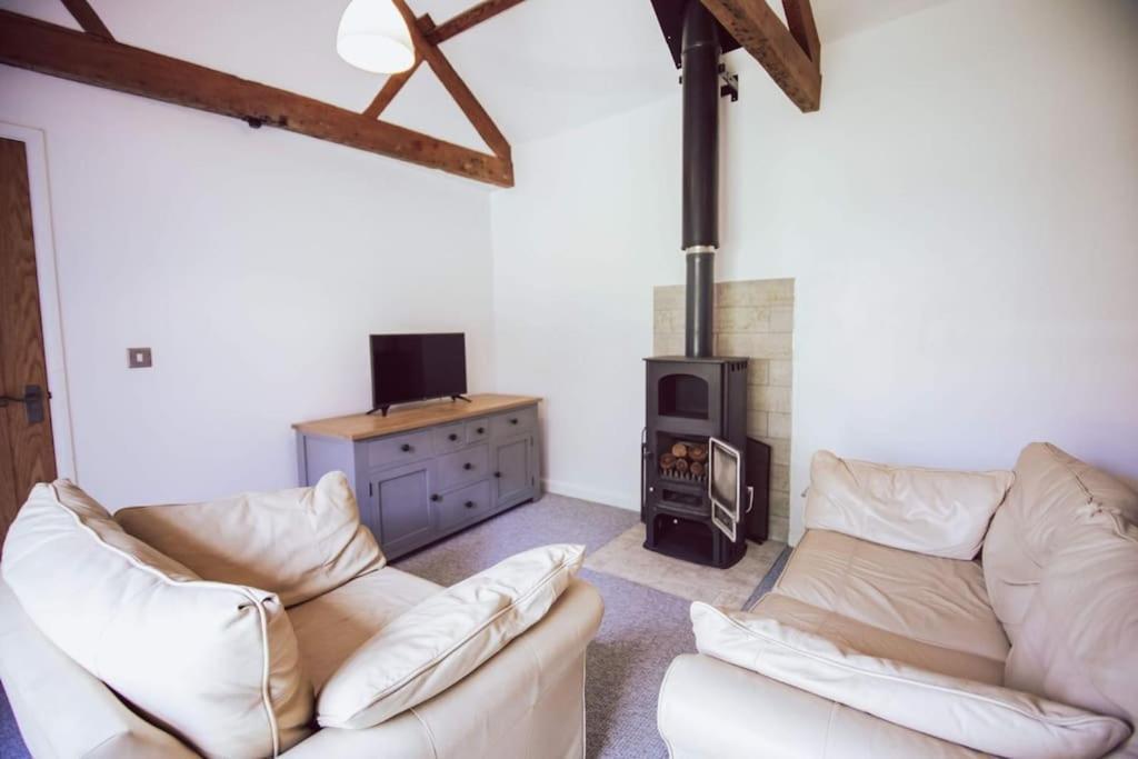 Cosy Cottage On Banks Of River Wye Foy エクステリア 写真