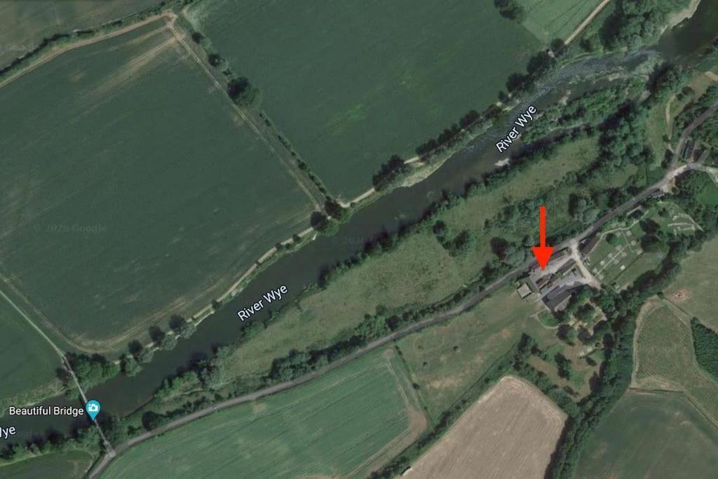 Cosy Cottage On Banks Of River Wye Foy エクステリア 写真