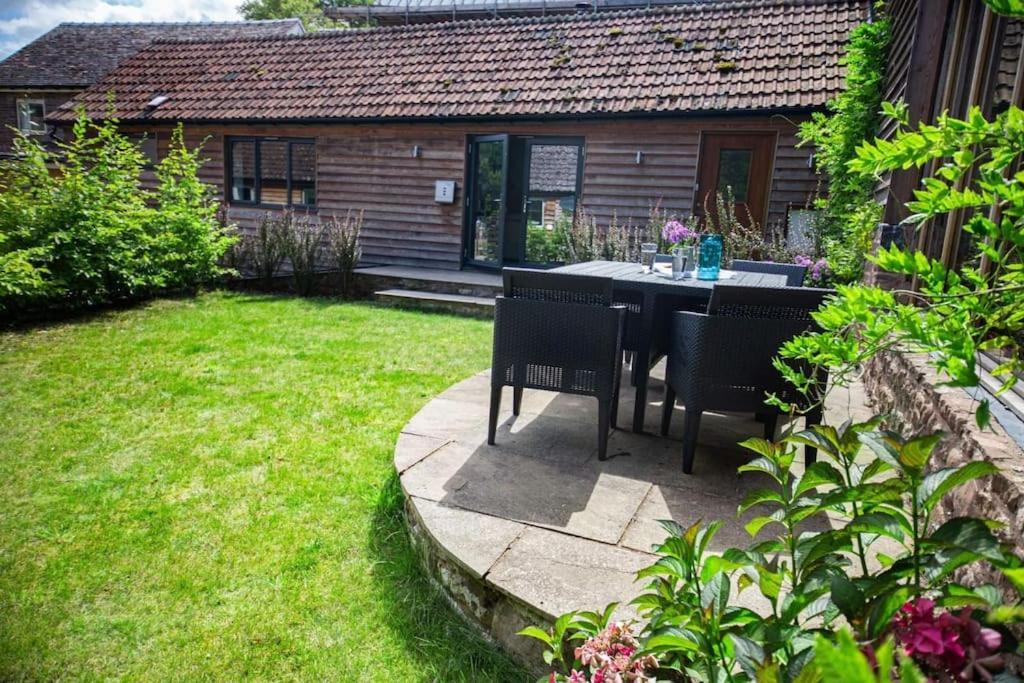 Cosy Cottage On Banks Of River Wye Foy エクステリア 写真