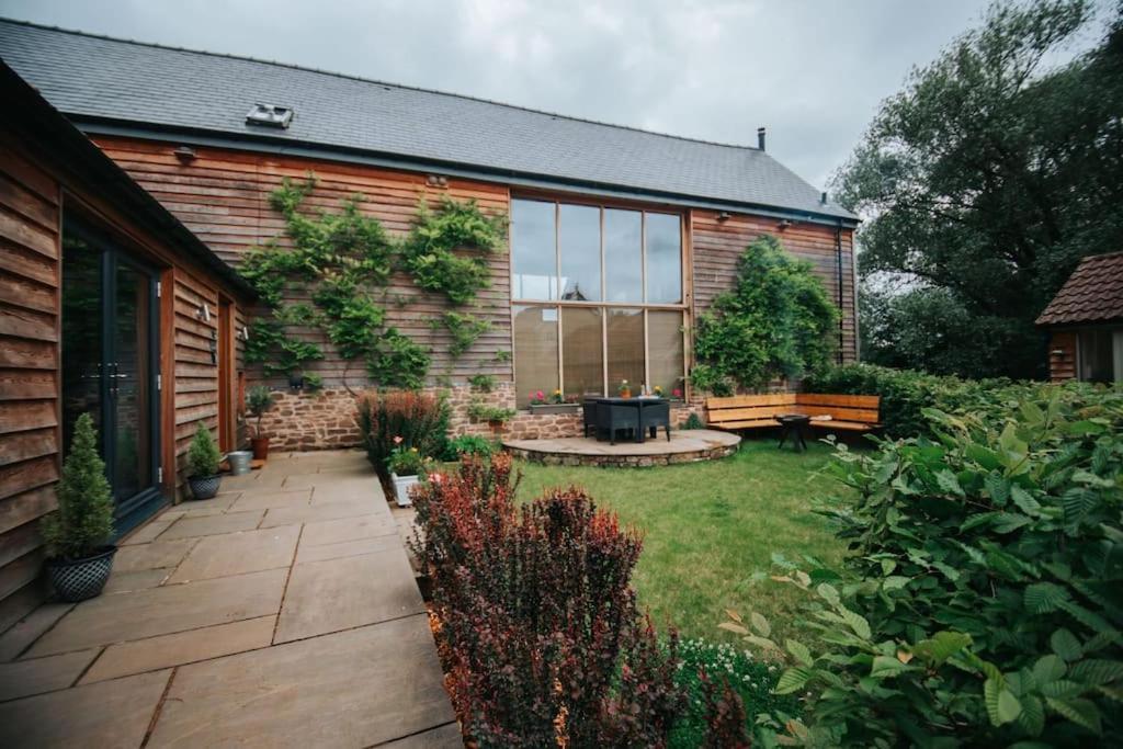 Cosy Cottage On Banks Of River Wye Foy エクステリア 写真