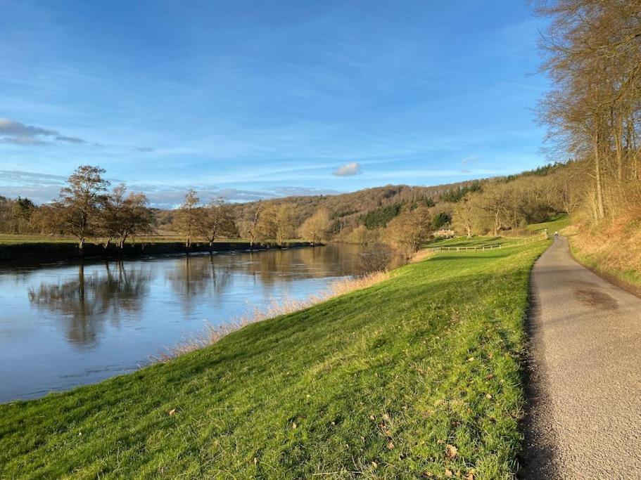 Cosy Cottage On Banks Of River Wye Foy エクステリア 写真